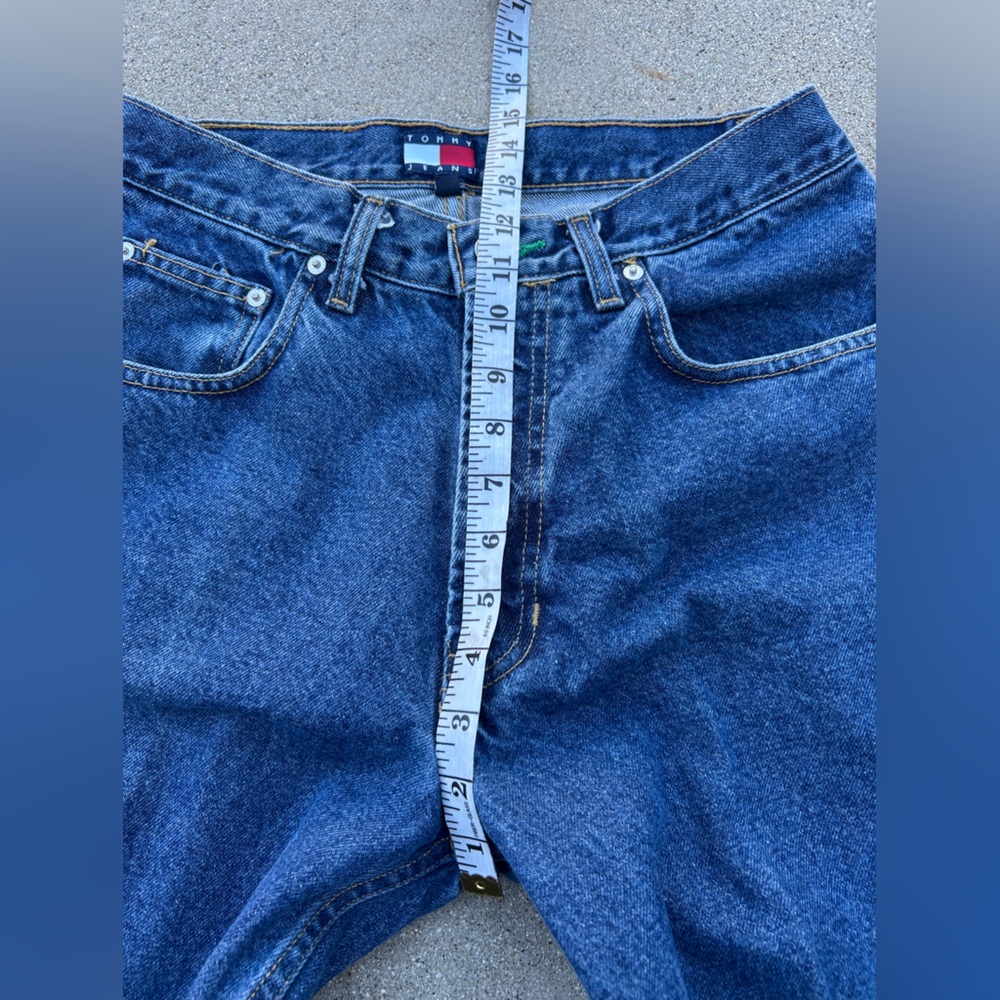 Vintage Tommy Hilfiger Loose Fit Blue Denim Jeans Size 31/30 - Picture 5 of 8